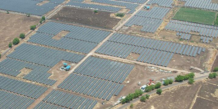ADB、4番目のパートナーと25MW太陽光発電所向け融資契約を締結
