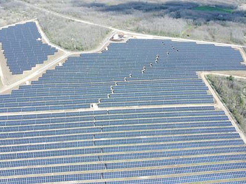 送電網に接続されたセルビア最大の太陽光発電所