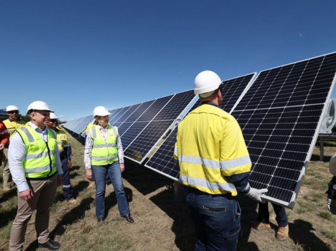 オーストラリアの会社が3GWの風力発電と太陽光発電の入札を開始